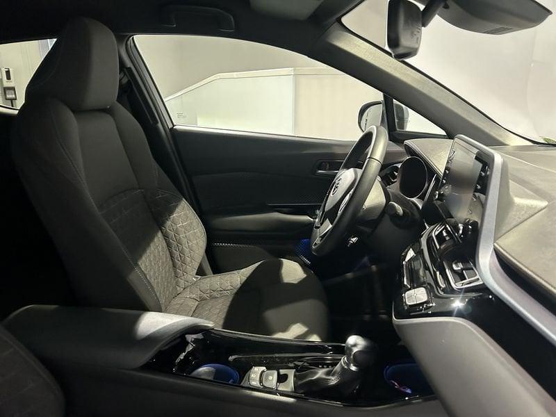 Toyota C-HR 1.8 Hybrid E-CVT Trend