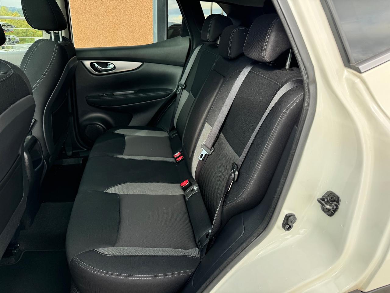 Nissan Qashqai 1.5 dCi N-Connecta