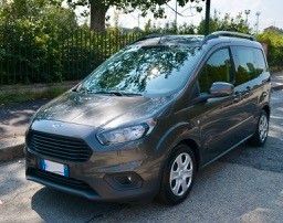 Ford Transit Courier 1.0 EcoBoost Vettura 5 posti