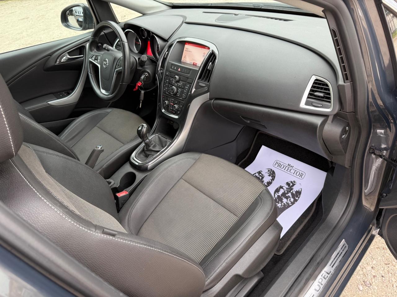 Opel Astra 1.7 CDTI 130CV 5 porte Cosmo