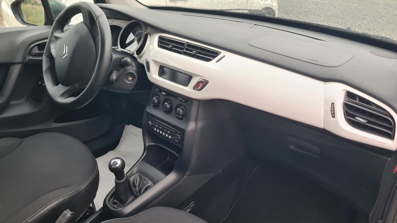 Citroen C3 PureTech 82 Live Edition
