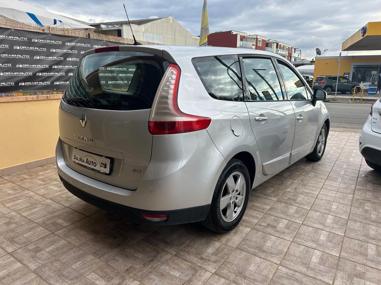 Renault Scénic 1.5 dCi 110CV Dynamique 7 POSTI