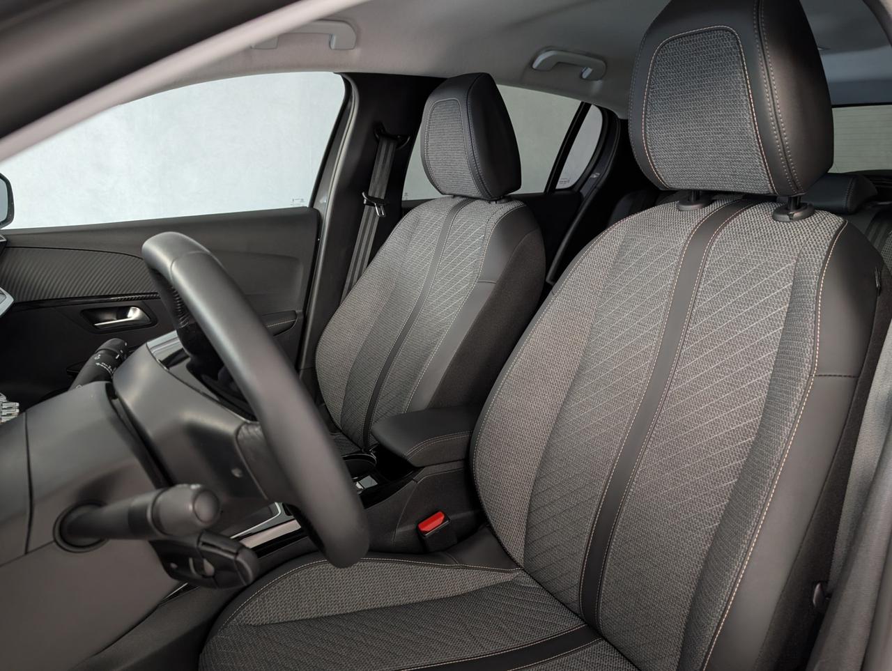 Peugeot 208 ii 1.2 puretech 100cv Allure