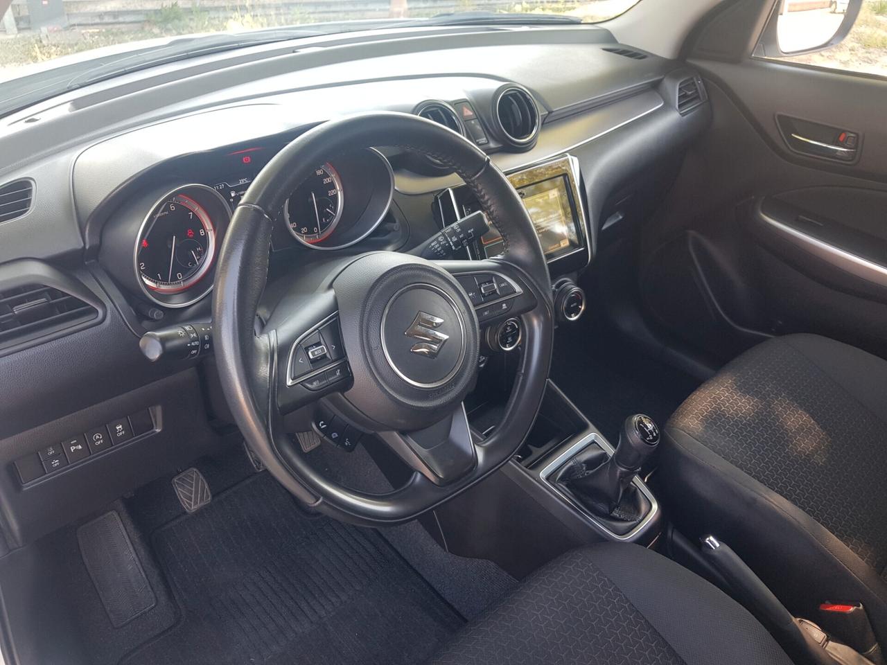 Suzuki Swift 1.2 Hybrid Top