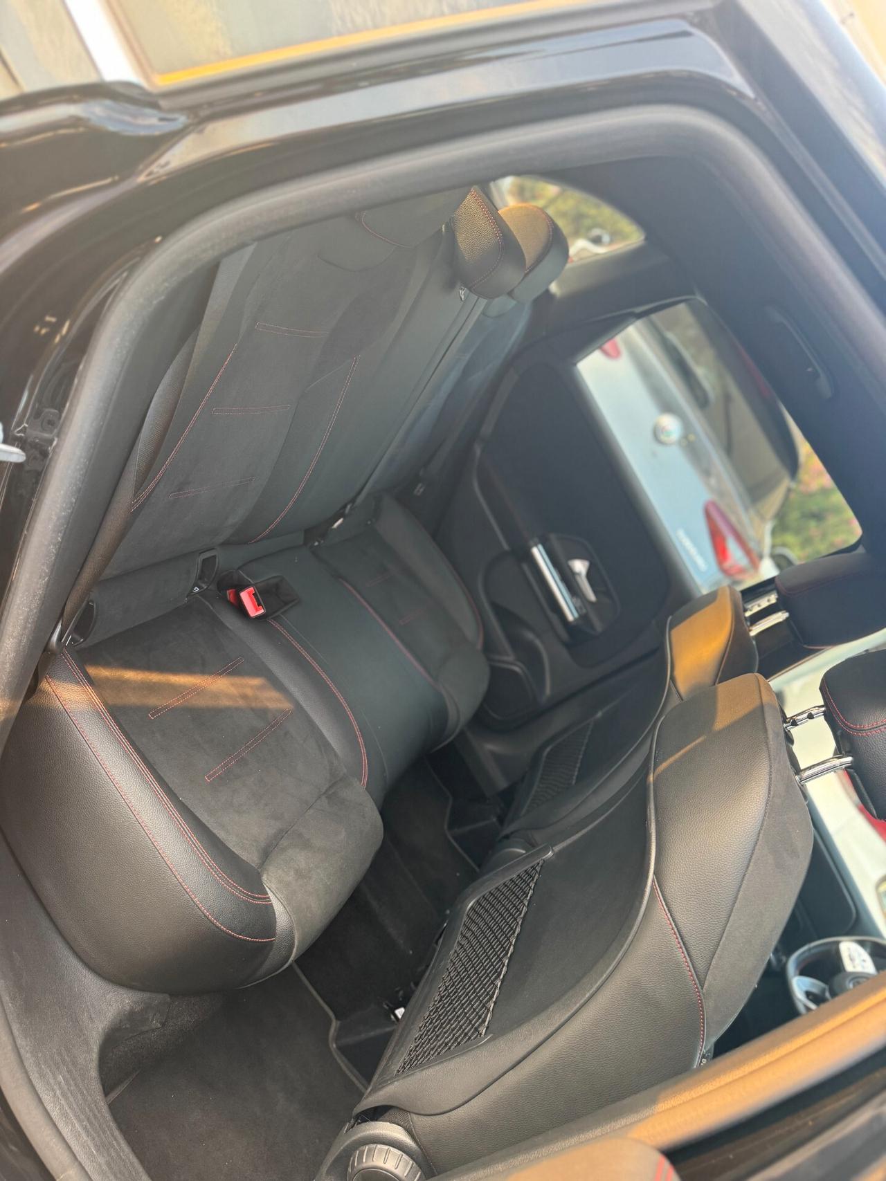 Mercedes-benz B 180d Premium 2.0 116CV