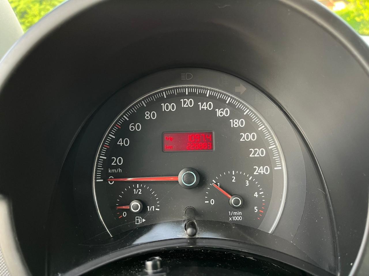 Volkswagen New Beetle 1.9 TDI 105CV ok neopatentati