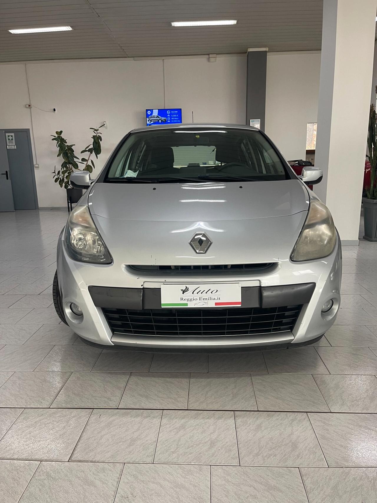 Renault Clio 1.2 16V 75 CV 5 porte Luxe