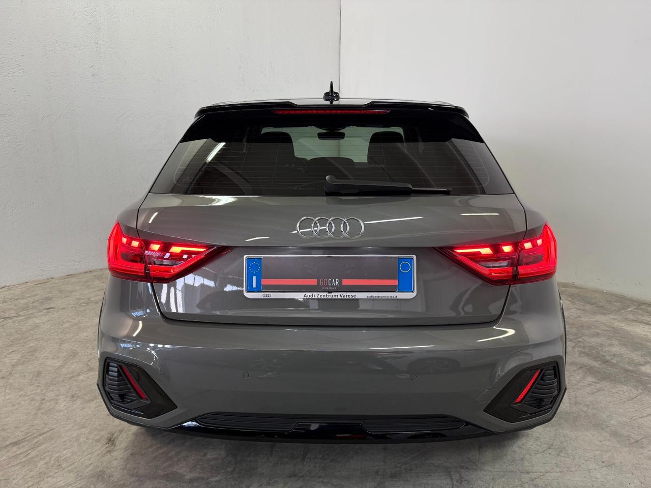 Audi A1 Allstreet 30 1.0 Tfsi Identity Contrast 110cv s tronic SERVICE E GARANZIA AUDI