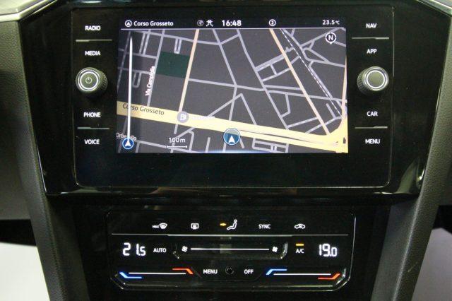 VOLKSWAGEN Passat Variant 2.0 TDI SCR EVO DSG Business