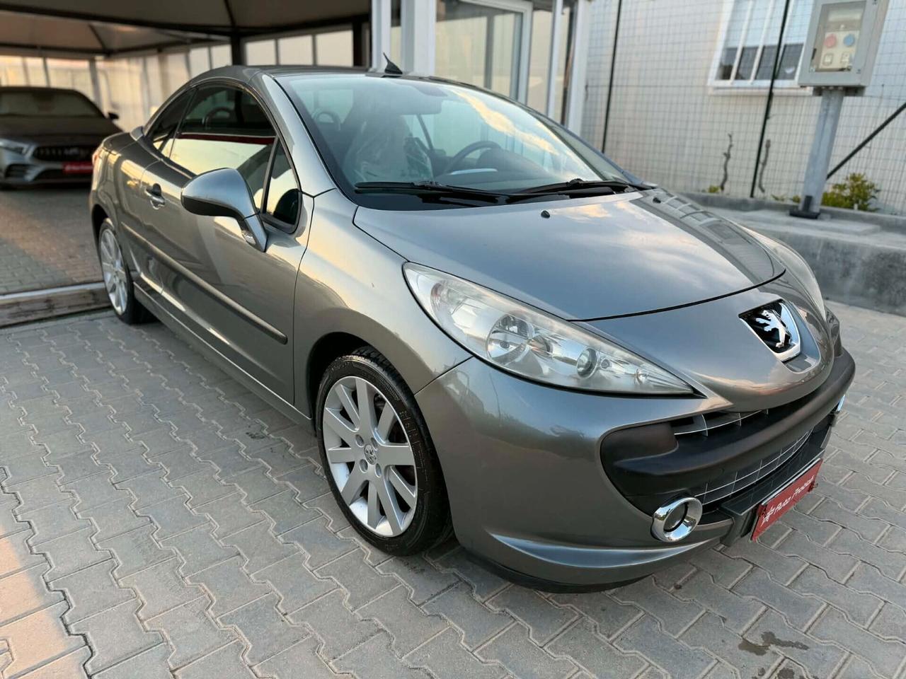 Peugeot 207 1.6 HDi 110CV 3p.CABRIO Féline OK NEOPATENTATI