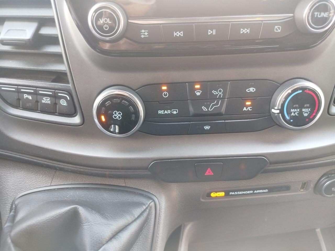 Ford Transit 350 2.0TDCi EcoBlue MHEV 170CV PL-TM Combi Trail