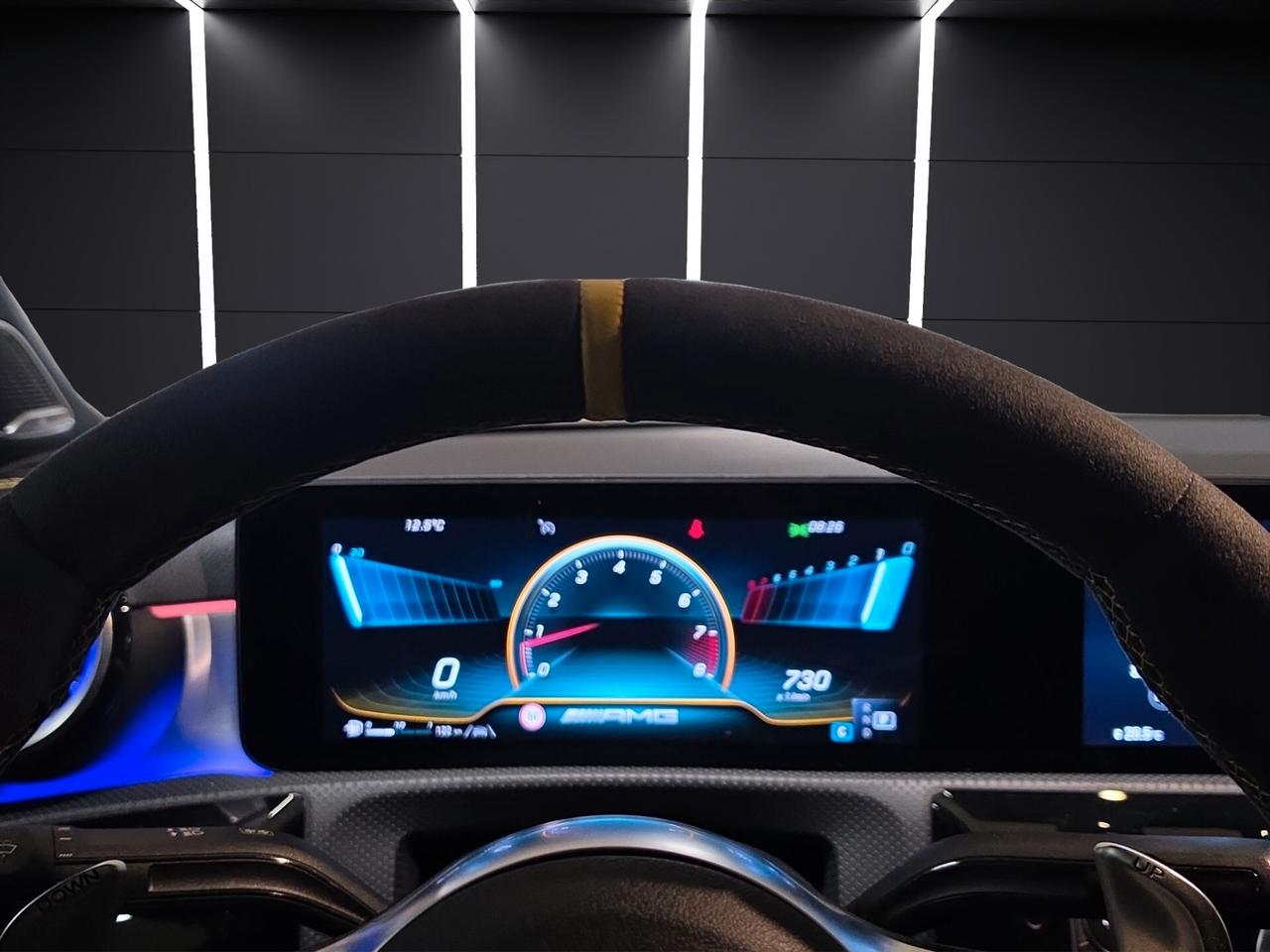 Mercedes-benz CLA 45 AMG S TETTO-RECARO-BURMESTER