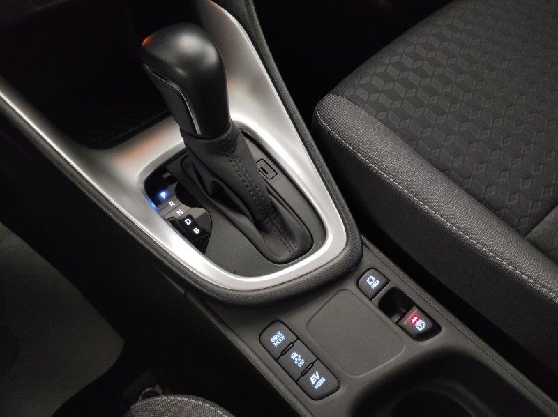 TOYOTA Yaris 4ª serie - Yaris 1.5 Hybrid 5 porte Business