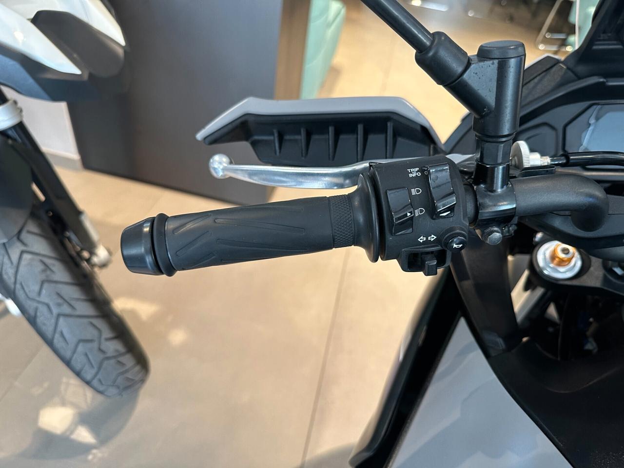 YAMAHA TRACER 7 2022