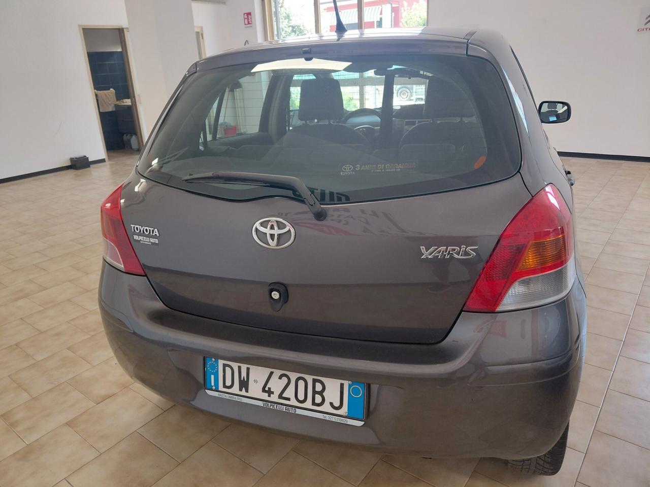 TOYOTA YARIS ANNO 2009 DS 1.4 ADATTA NEOPATENTATI KM 180 MILA