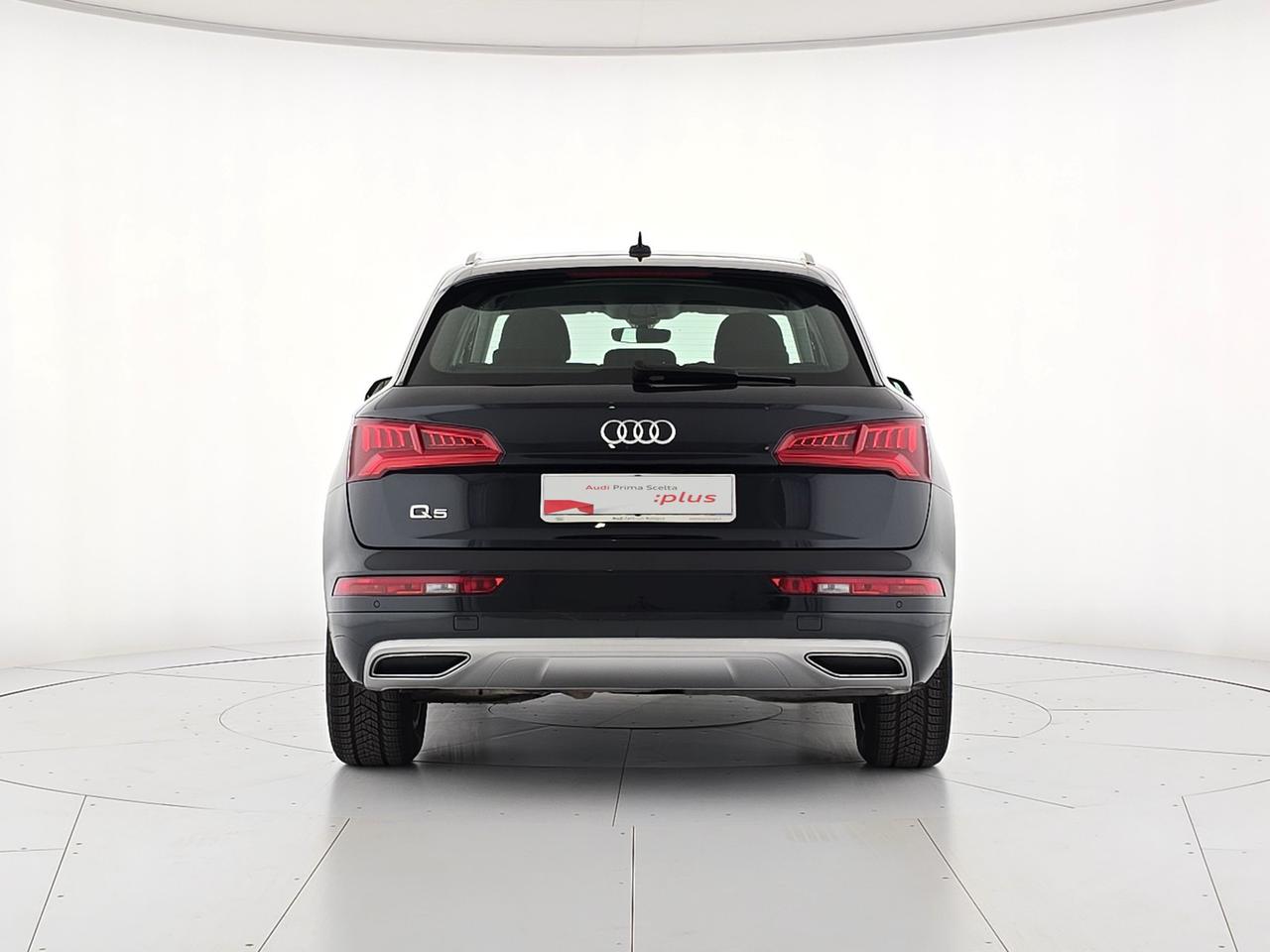 Audi Q5 35 2.0 tdi mhev business design 163cv s-tronic