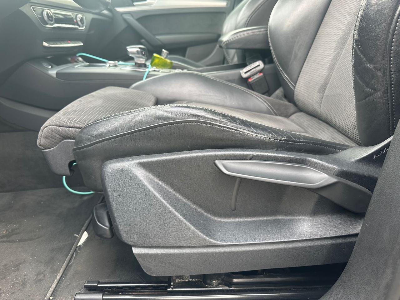 Audi Q5 S Line 2.0 40 TDI #7433