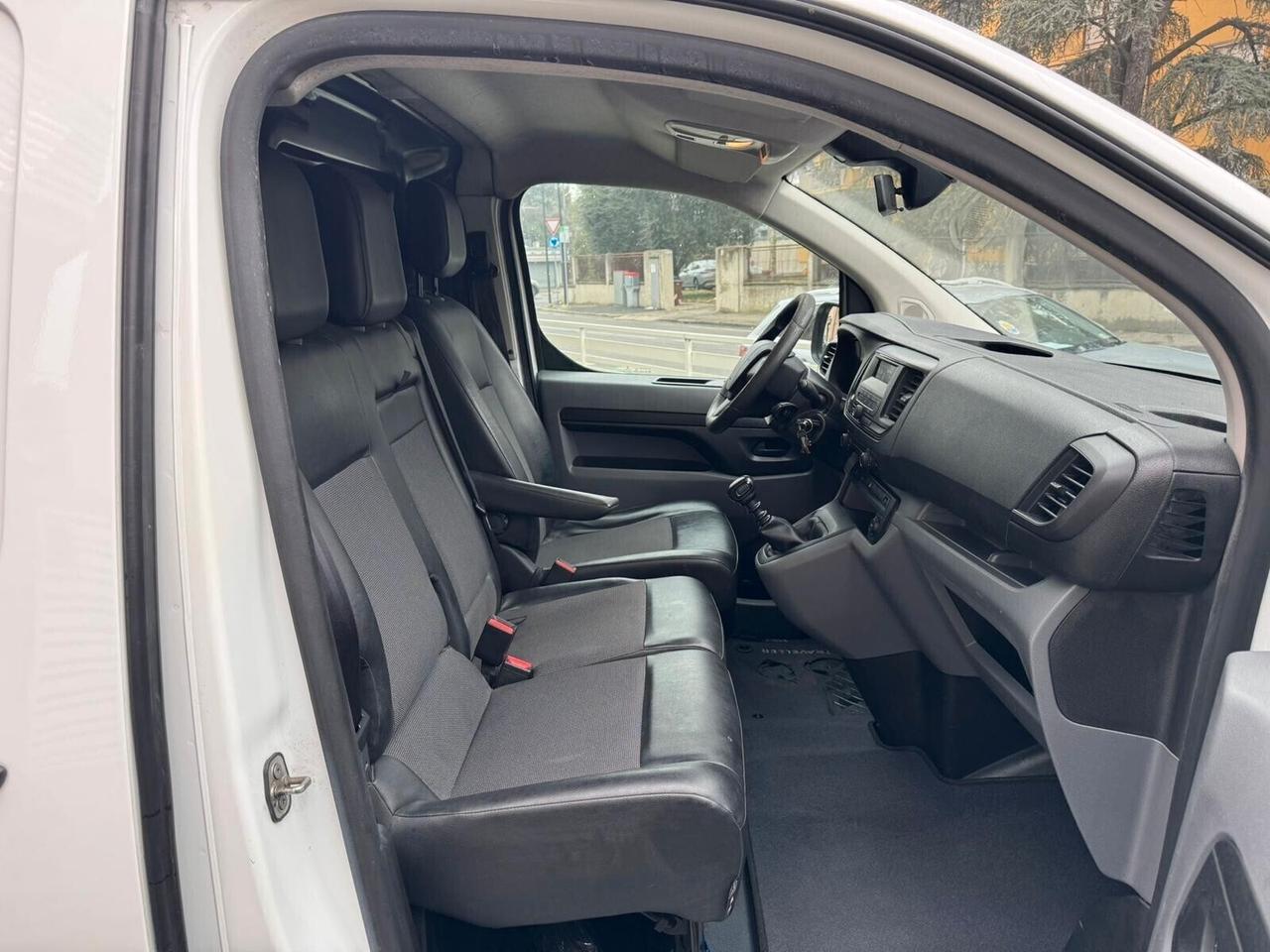 PEUGEOT EXPERT BLUEHDI 122cv FURGONE LAMIERATO