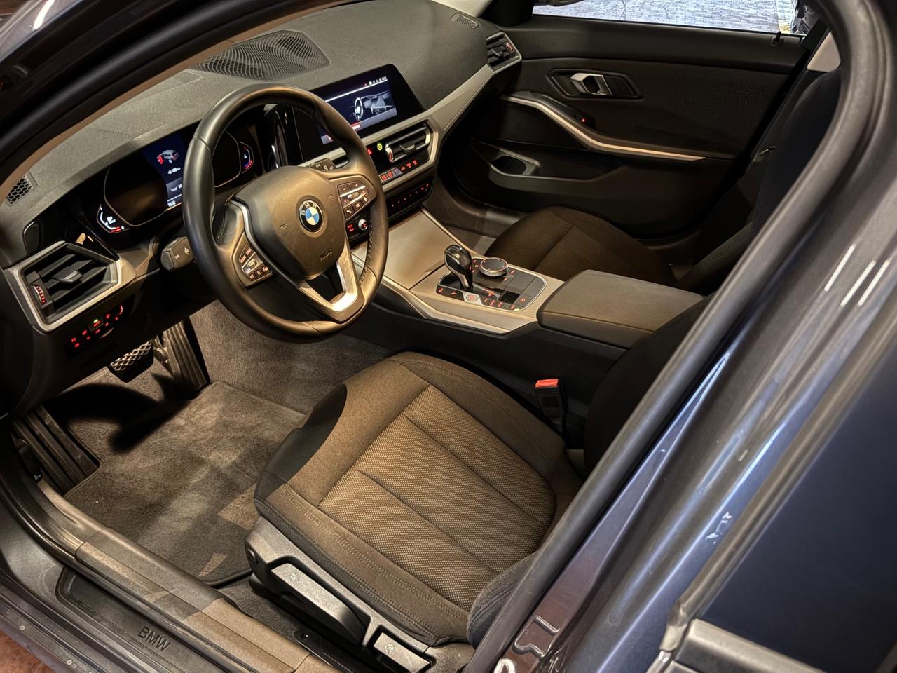 Bmw 320 320d 48V xDrive Business Advantage