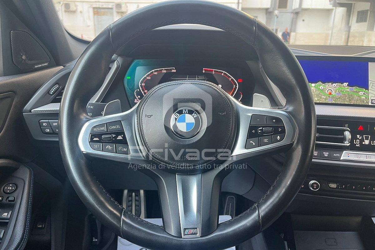 BMW 118d 5p. Msport Exterior