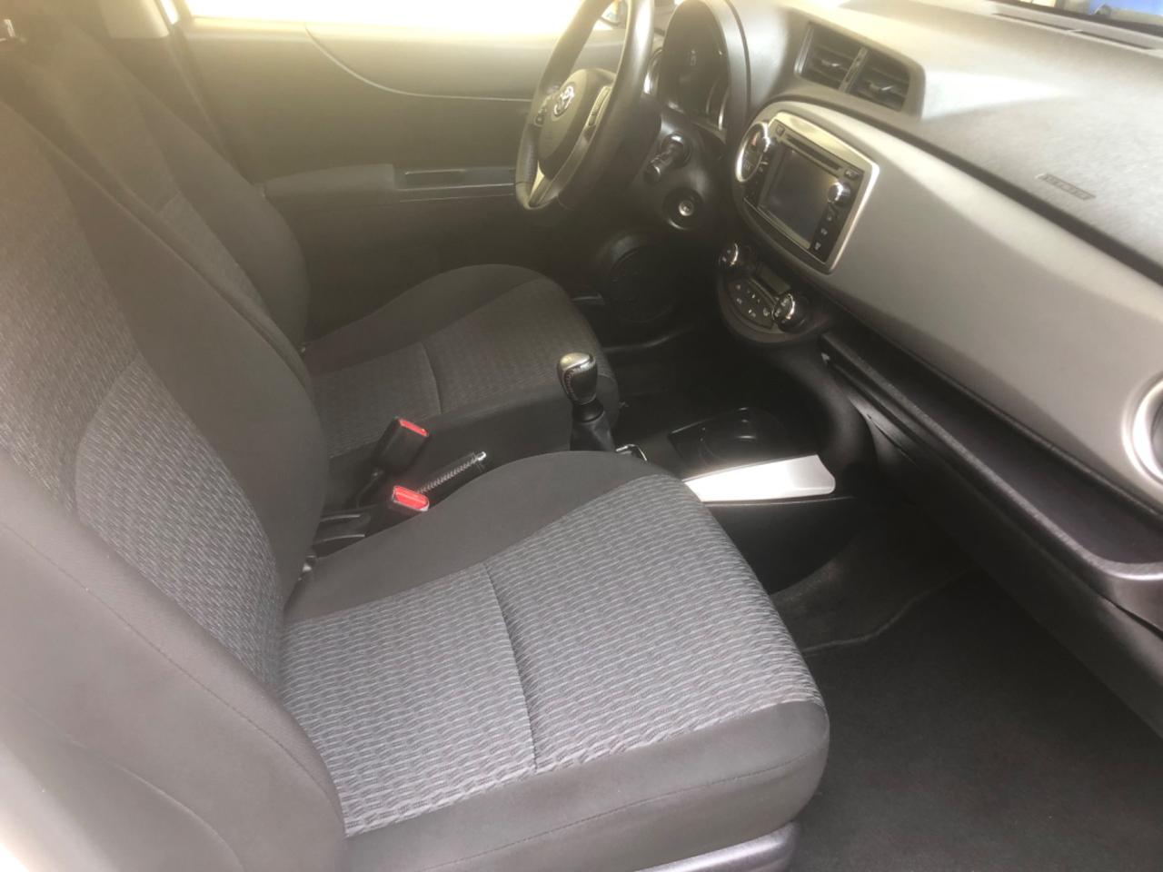 Toyota Yaris 1.0 5 porte Lounge 2014 km 47000