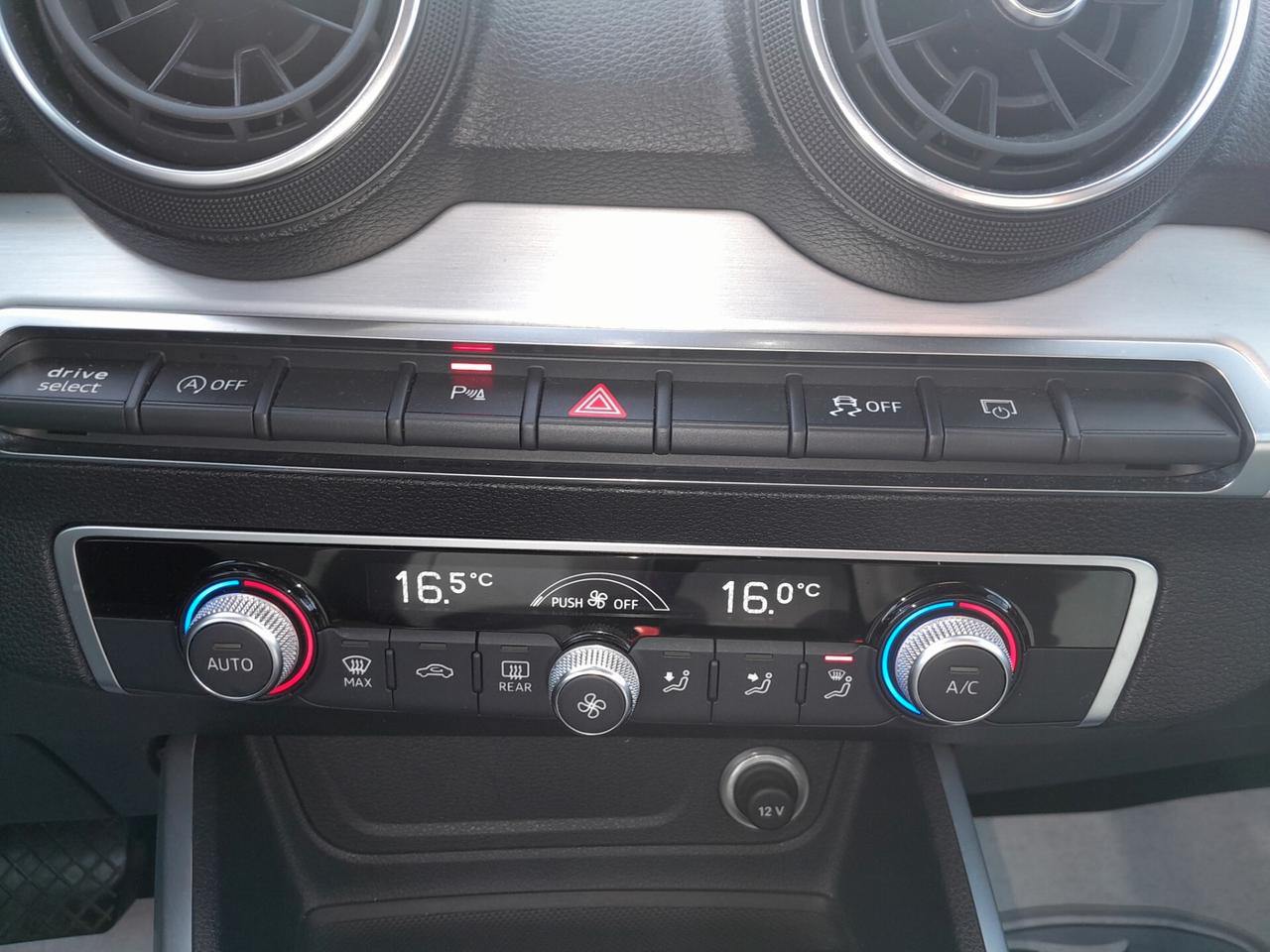 AUDI Q2 30 TDI LINE EDITION DESIGN CAMBIO AUTOMATICO