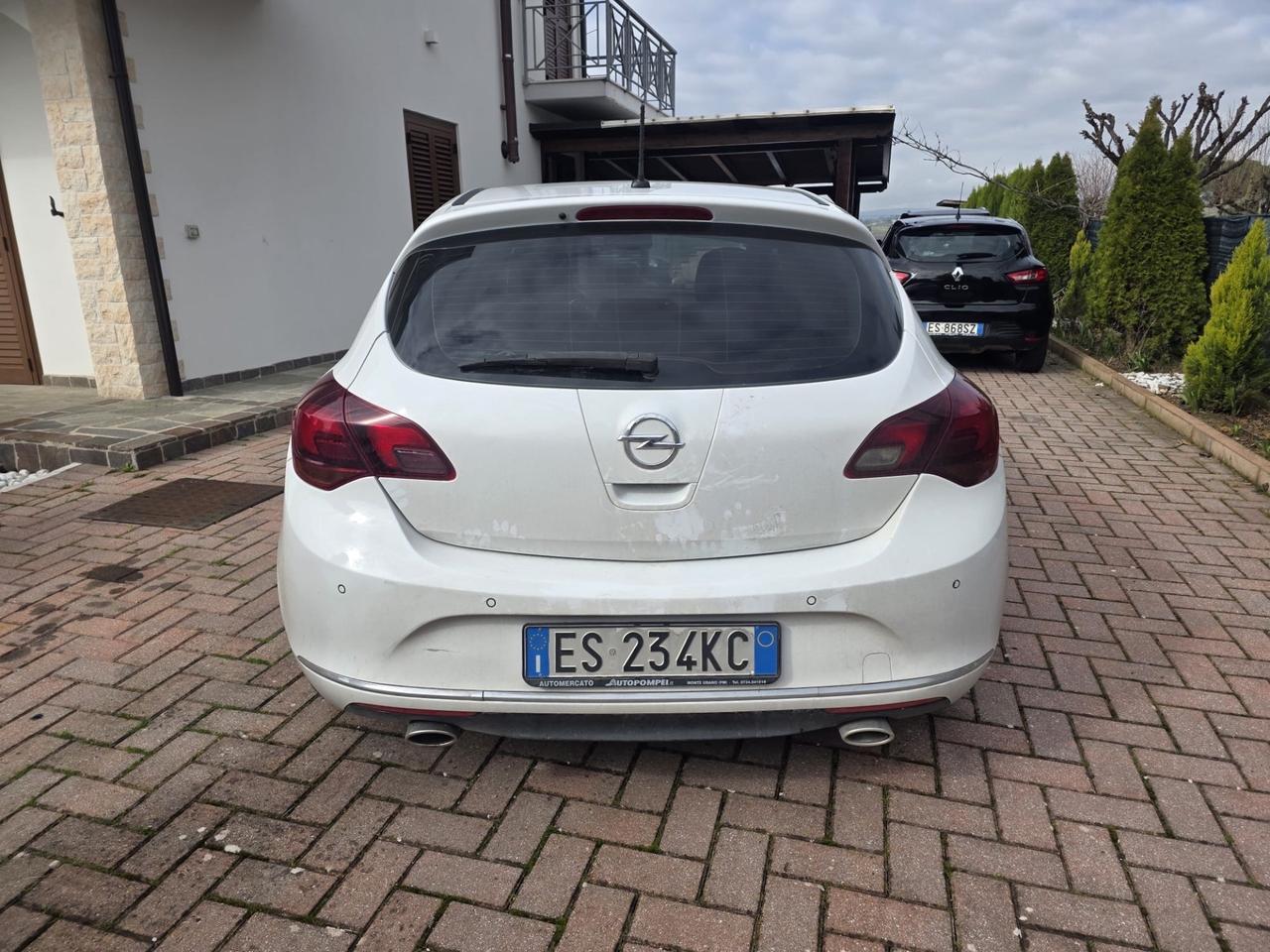 Opel Astra 1.4 Turbo 140CV 5 porte GPL Tech Cosmo
