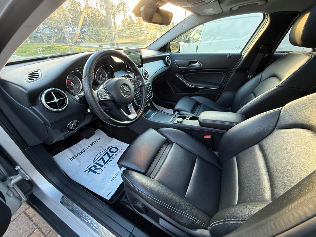 Mercedes-benz GLA 200 d Automatic Sport Premium Tetto Apribile