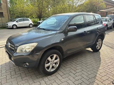 TOYOTA RAV 4 MY23 RAV4 Crossover 2.2 D-4D 136 CV DPF Sol