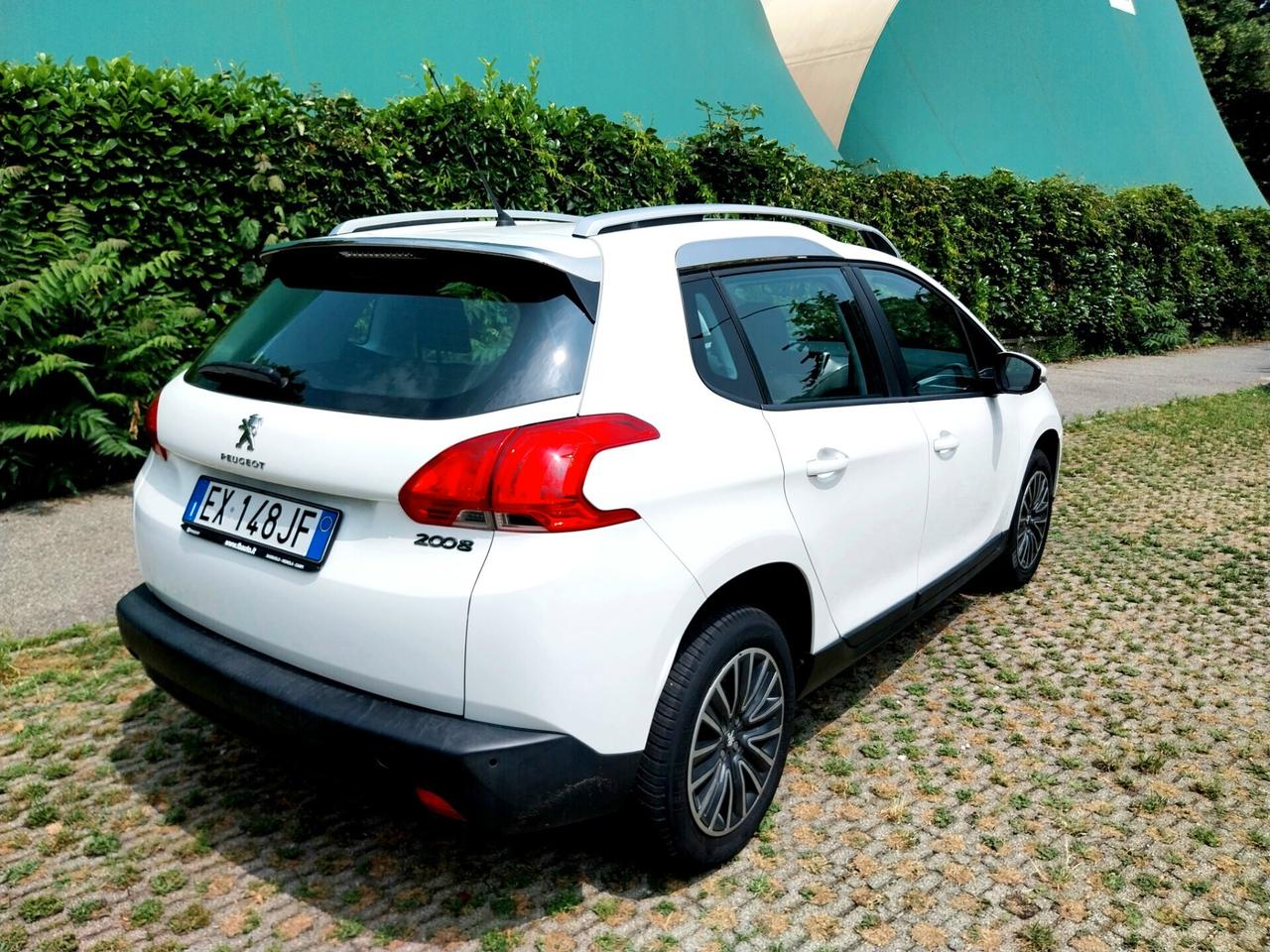 Peugeot 2008 1.2 82 Cv