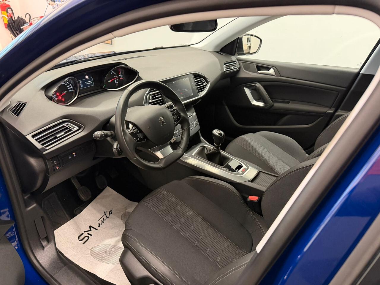 Peugeot 308 BlueHDi 130 S&S Allure