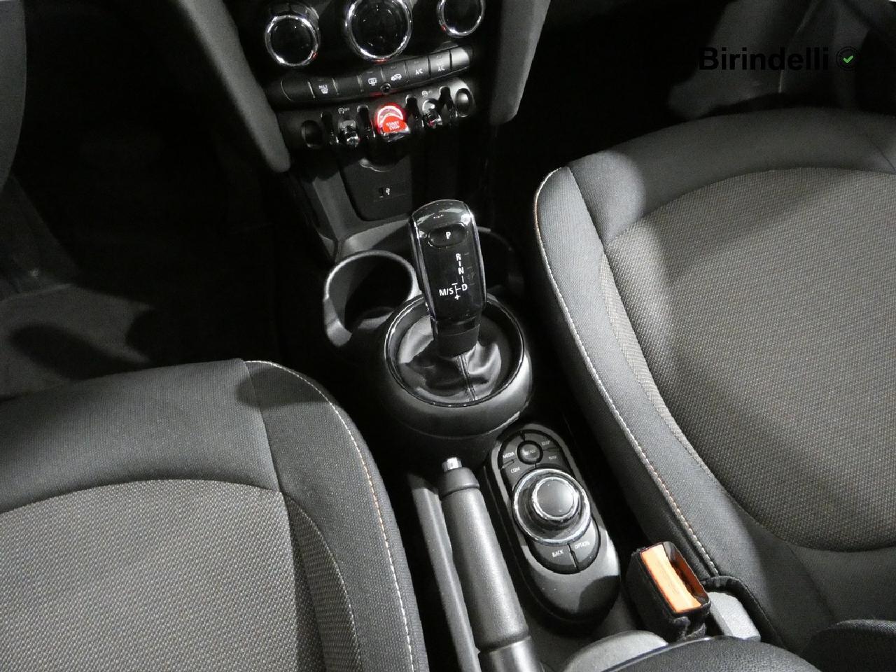 MINI Mini 5 porte (F55) - Mini 1.5 Cooper Camden 5 porte