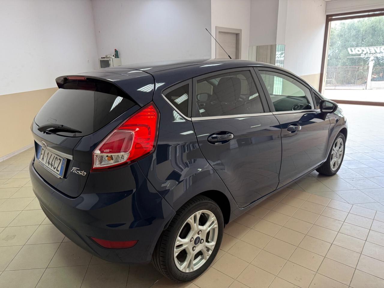 Ford Fiesta 1.5 TDCi 75CV 5 porte Titanium