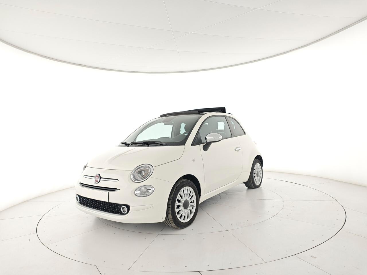 Fiat 500 C 1.0 Hybrid Dolcevita