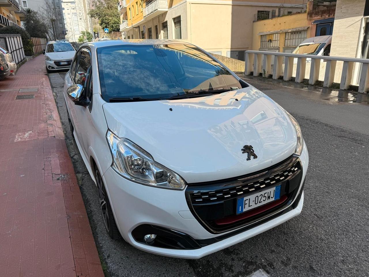 Peugeot 208 THP S&S 3 porte GTi by PS