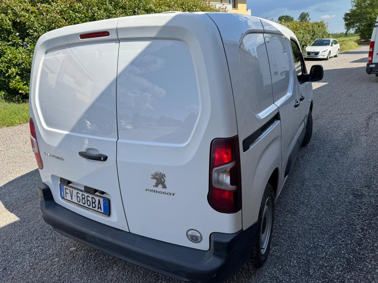 Peugeot Partner BlueHDi 75 L1 Furgone Pro