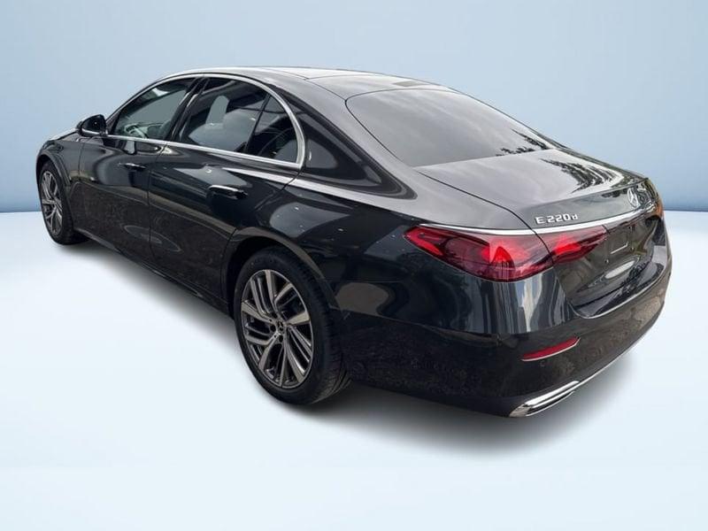 Mercedes-Benz Classe E 220d Berlina Advanced