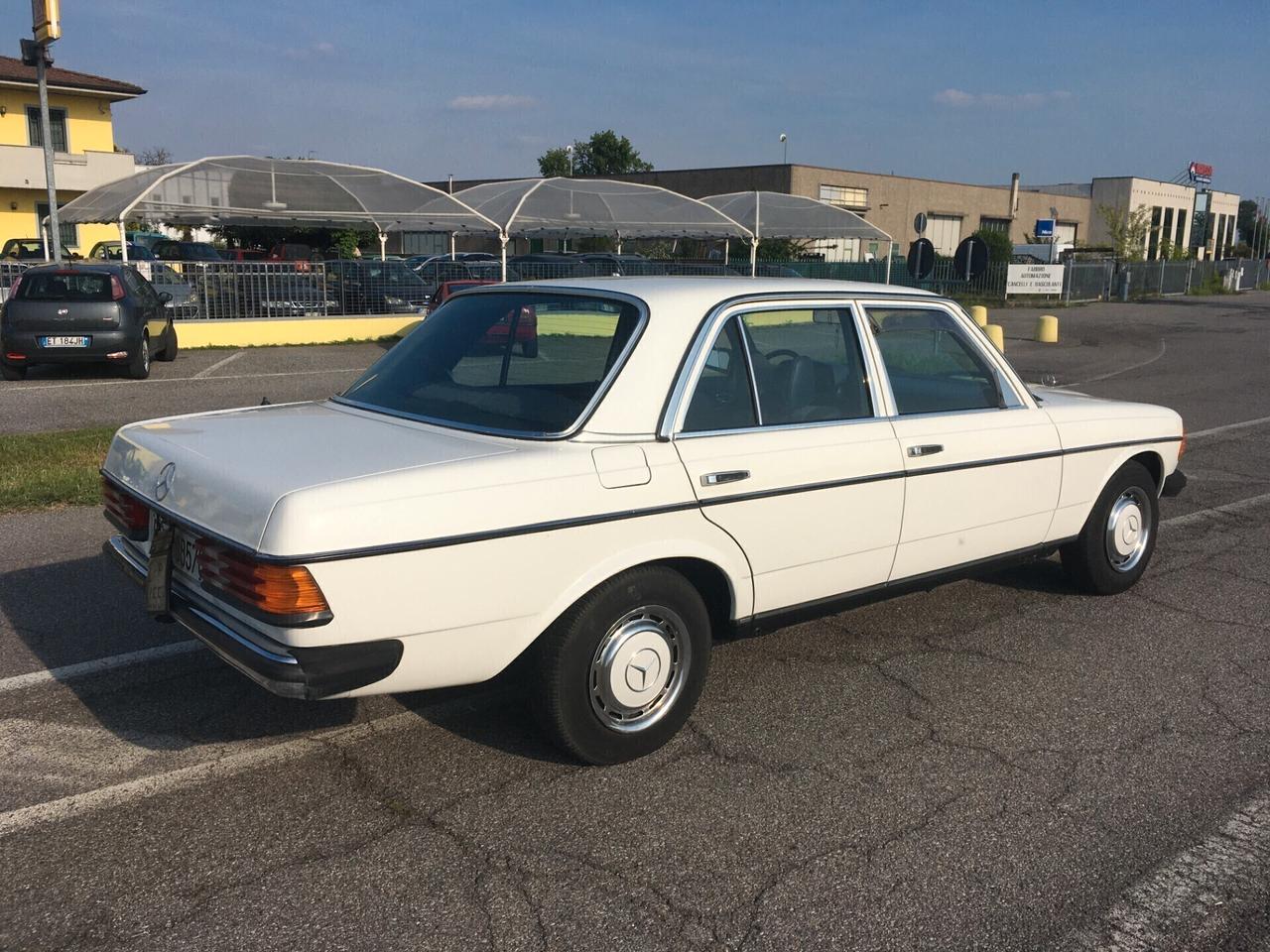 Mercedes-benz 200 SERIE 230 UNICO PROPRIETARIO