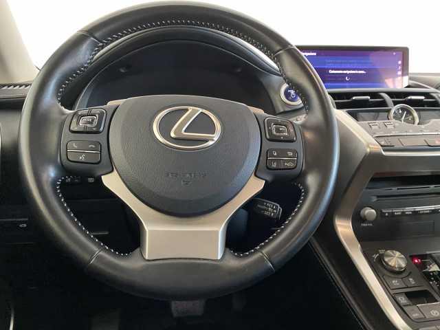 Lexus NX 300h Hybrid 4WD Premium