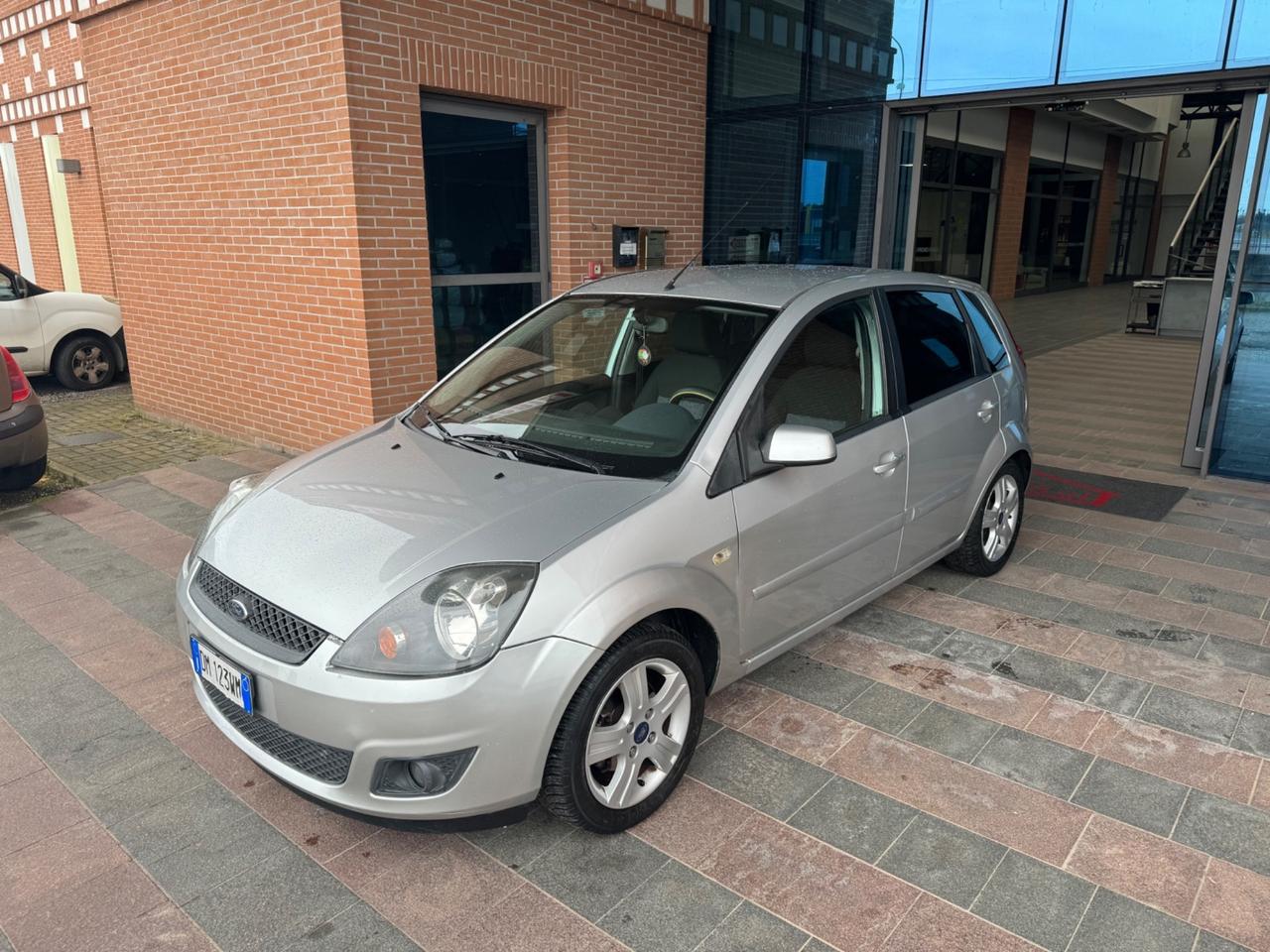 Ford Fiesta 1.2 GPL NEOPATENTATO