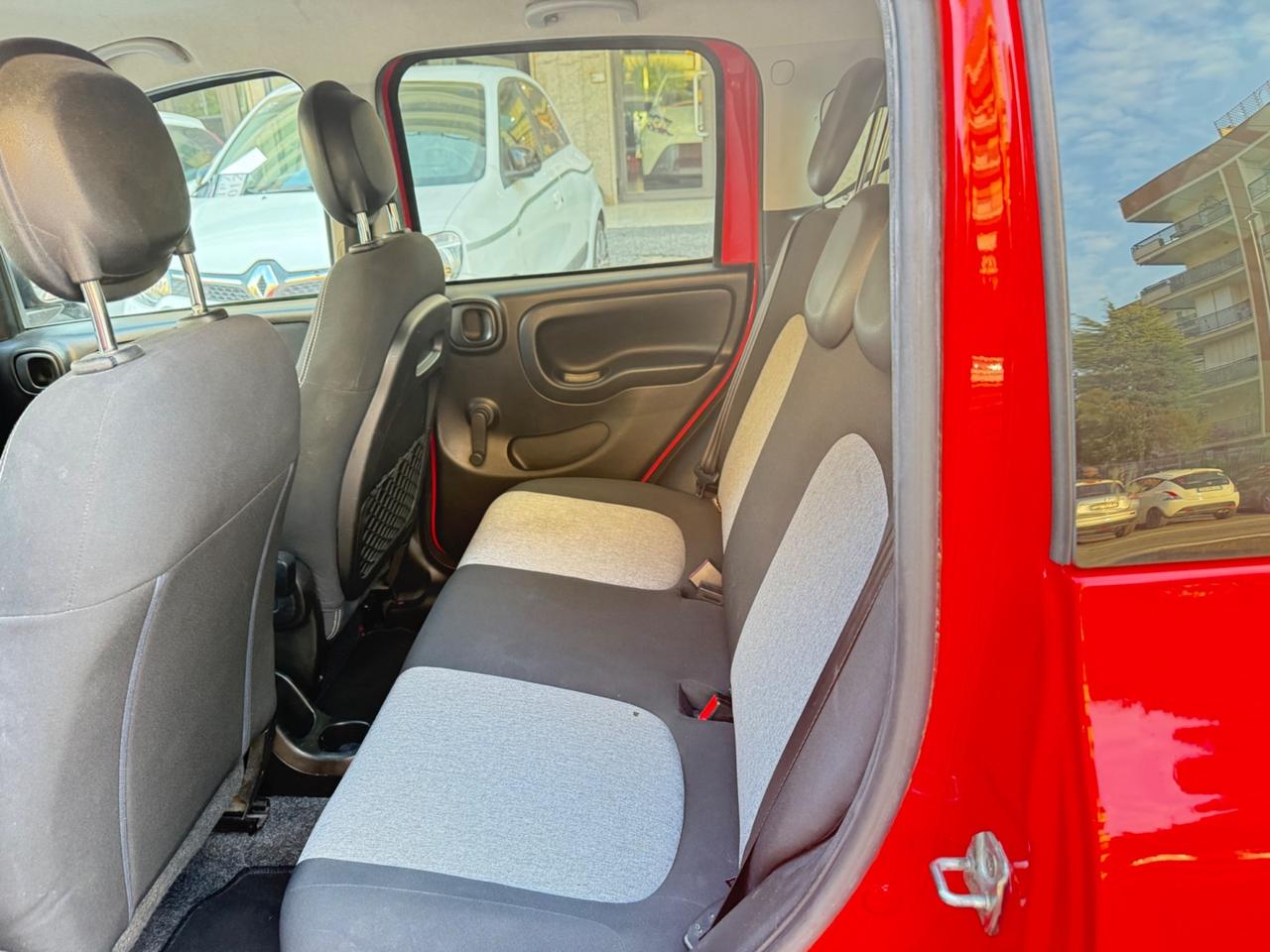 Fiat Panda 1.2 Lounge LED PDC CERCHI 15 VOLANTE MULTIFUNZIONE 5 POSTO OMOLOGATO