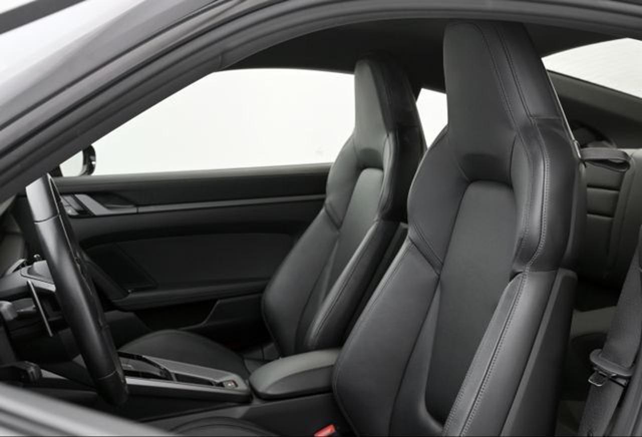 PORSCHE 911 Carrera 4 385Cv