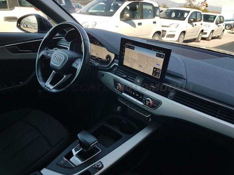 Audi A4 A4 Avant 30 2.0 tdi mhev Business Advanced 136cv s-tronic