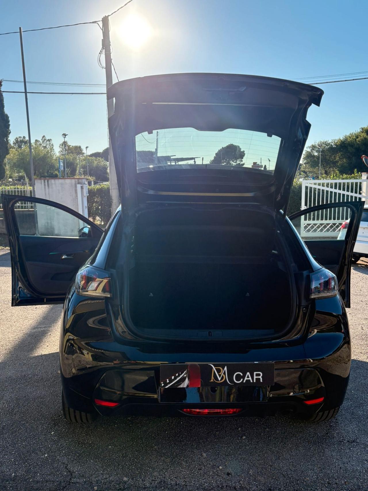 Peugeot 208 PureTech 1.2 LIKE 100