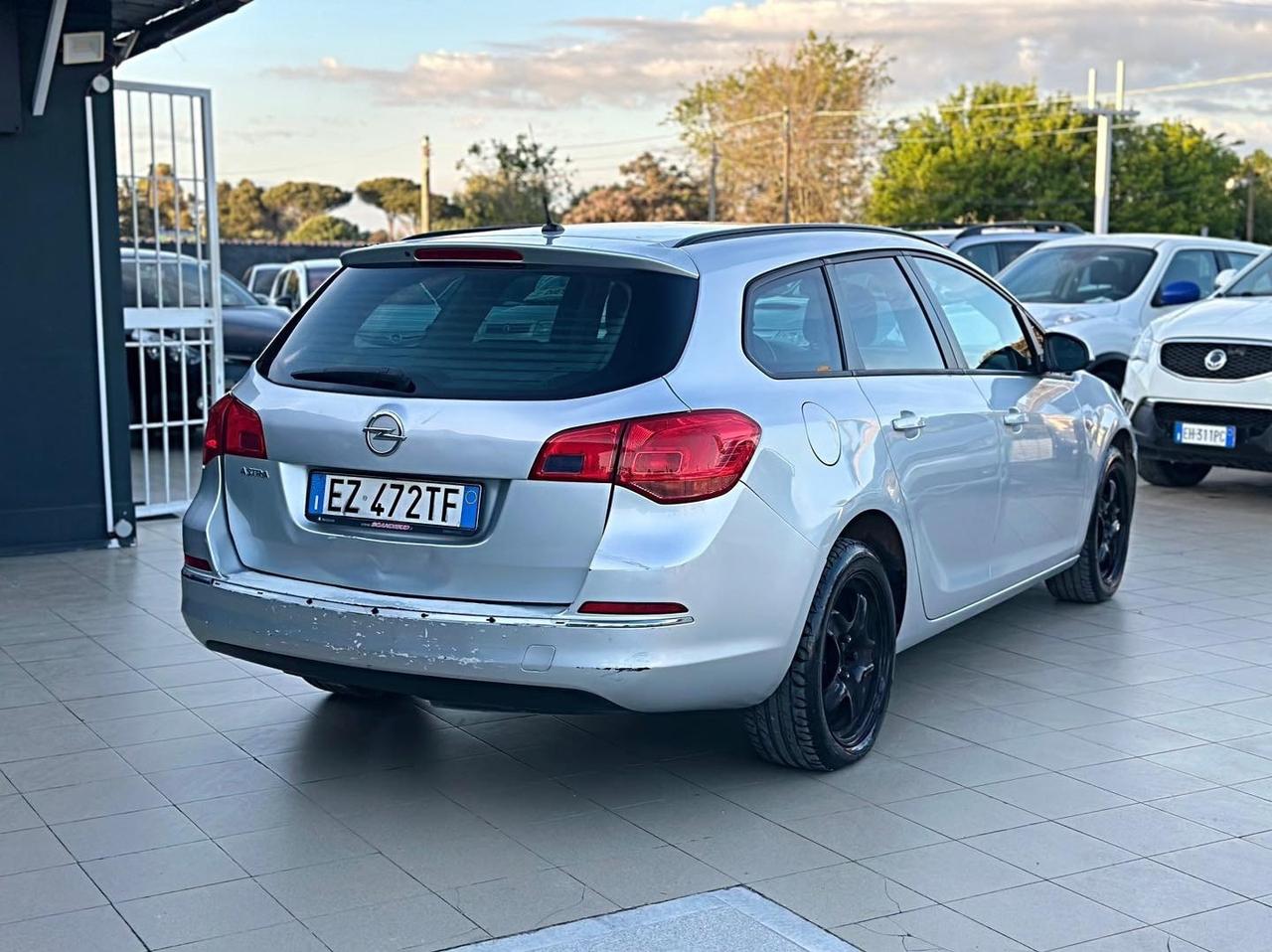 Opel Astra 1.4 Turbo 140CV Sports Tourer GPL Tech Elective