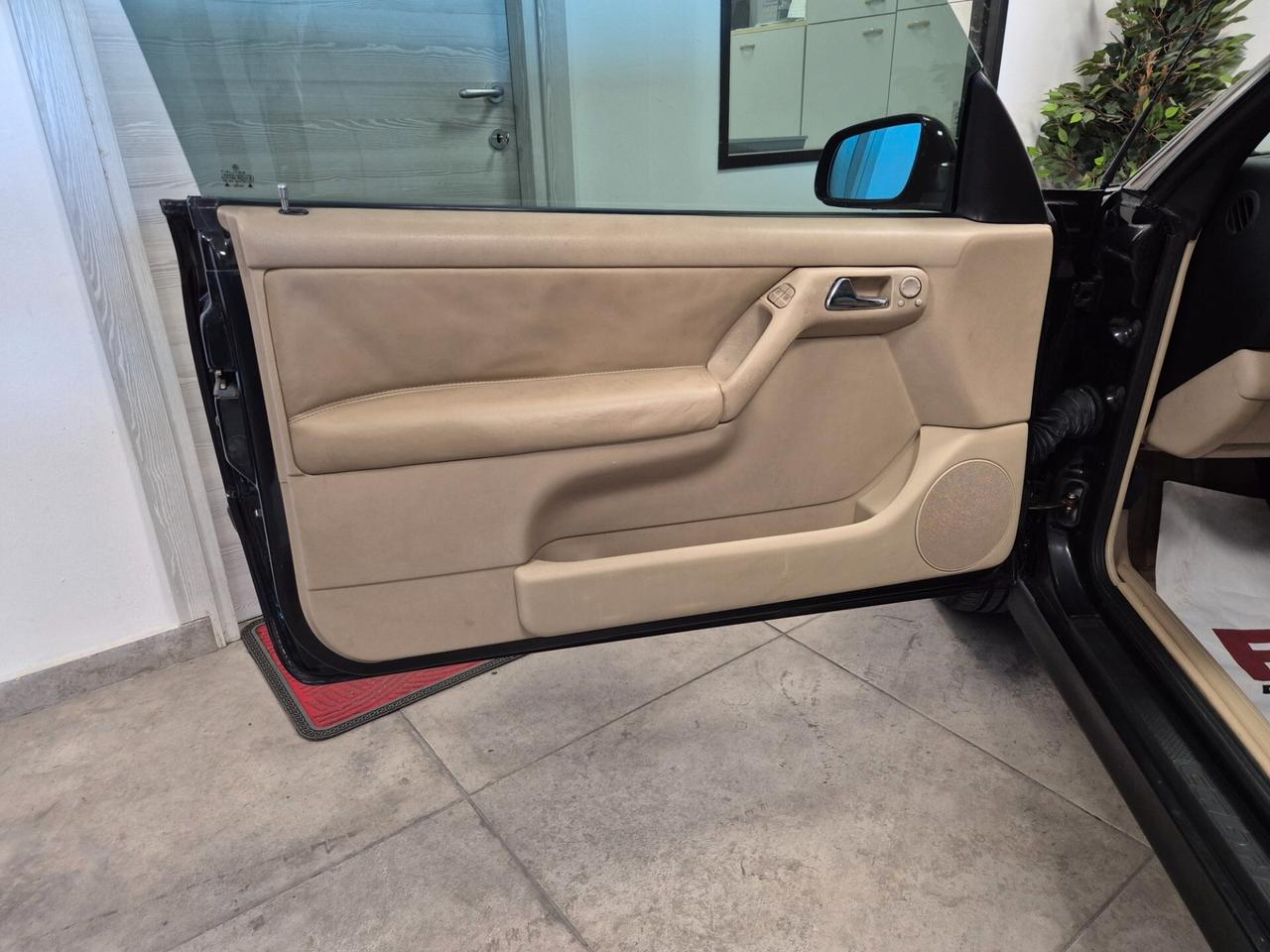 Volkswagen Golf Cabriolet 1.6 cat Karmann