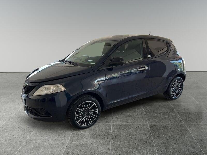 Lancia Ypsilon 1.2 69 CV 5 porte GPL Ecochic Gold