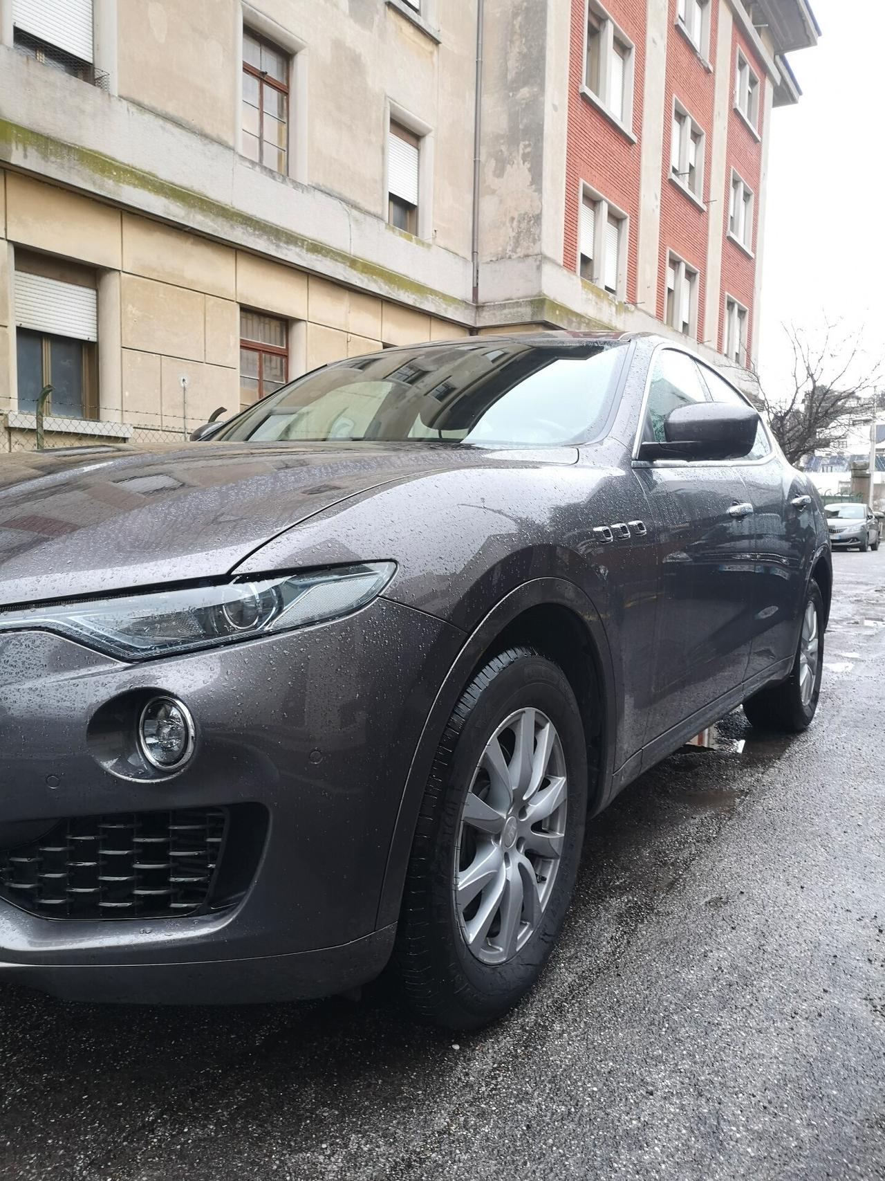 Maserati Levante 3.0 Diesel - Pochi Km