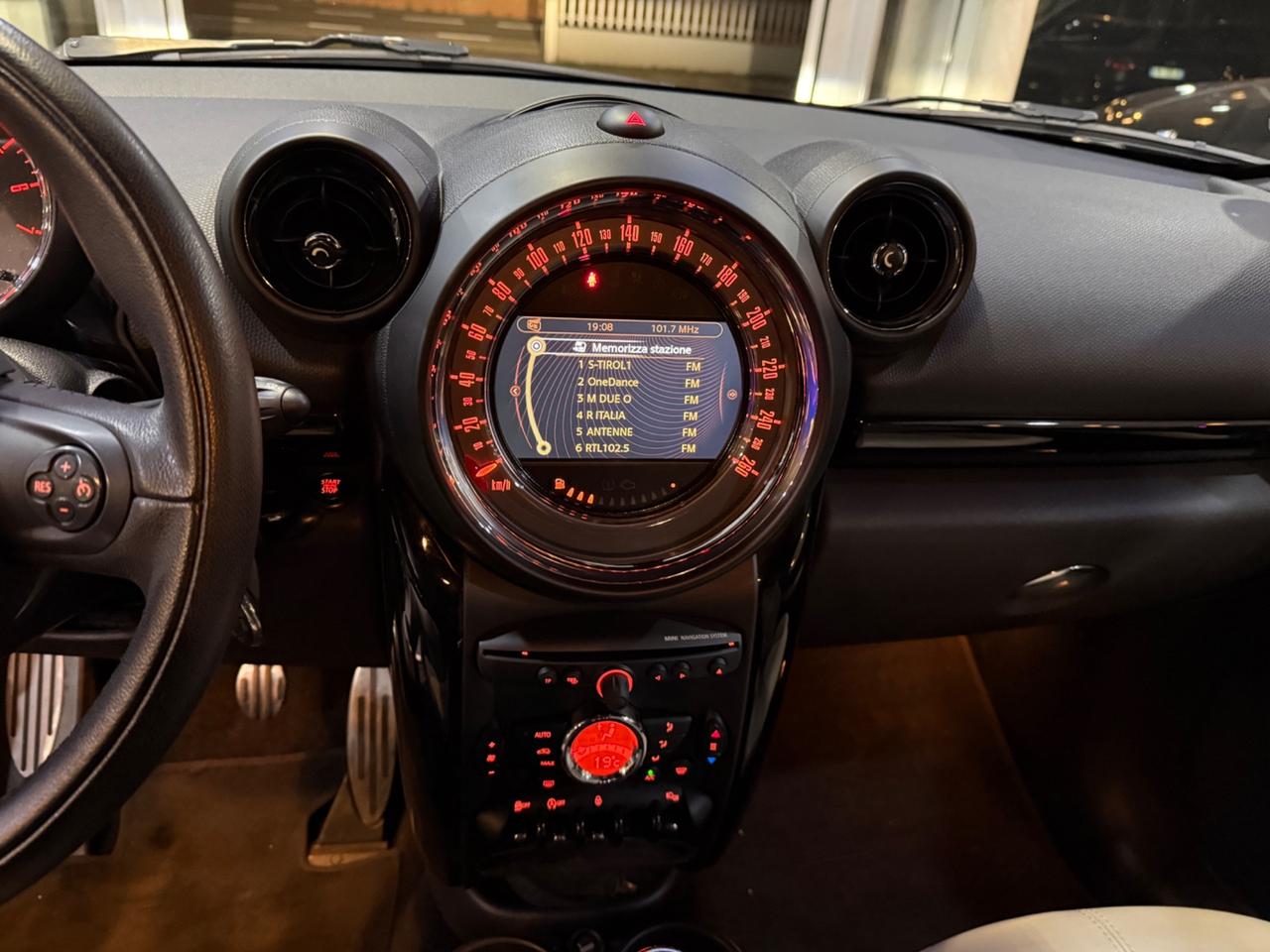 Mini Cooper SD Countryman 2.0