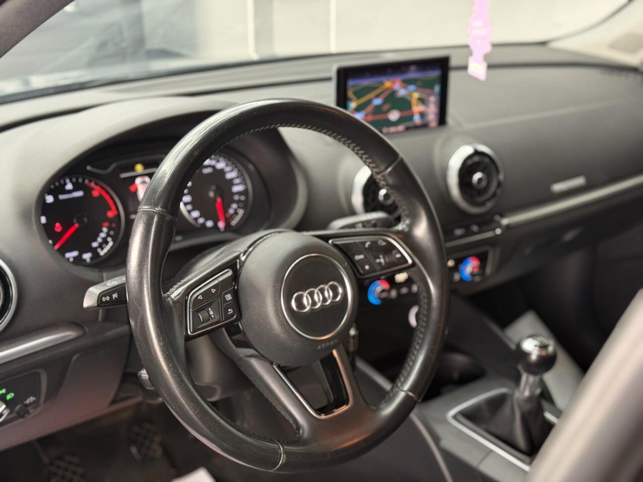 Audi A3 SPB 30 TDI Business